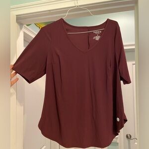 Torrid Active Women’s Burgendy Tee Shirt